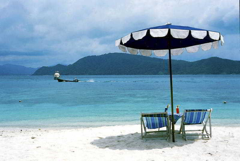 Coral Island Resort 푸껫 외부 사진
